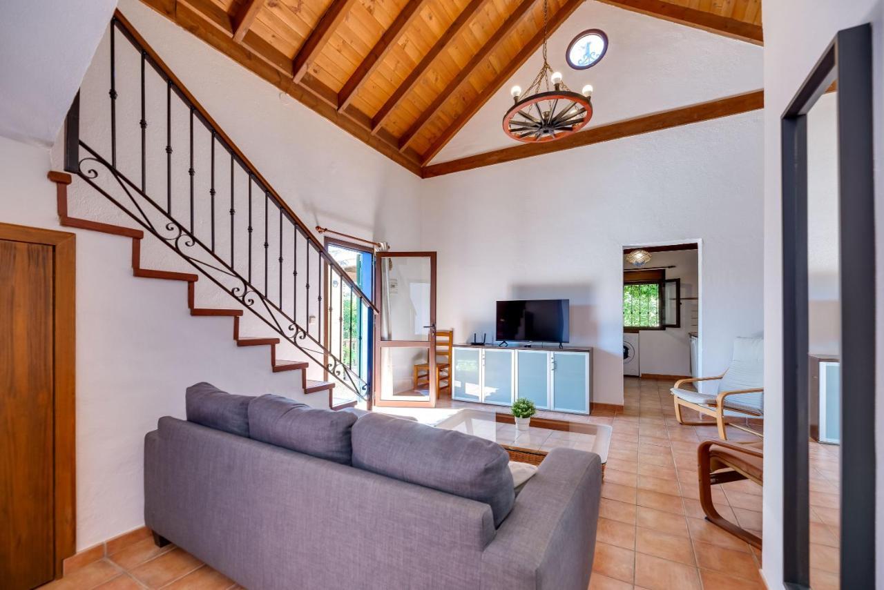 Casa Rural Entre Ojen Y Marbella Экстерьер фото