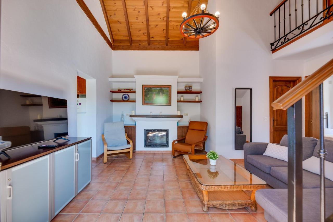 Casa Rural Entre Ojen Y Marbella Экстерьер фото